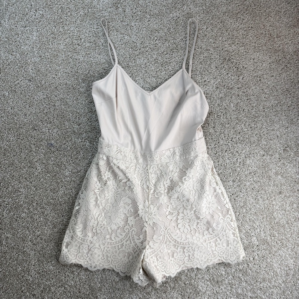 Bebe Romper Womens 4 White Lace Sleeveless V Neck Adjustable Strap Zip Party